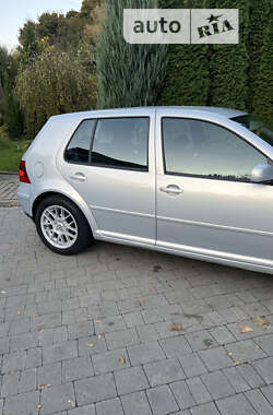 Хэтчбек Volkswagen Golf 2000 в Львове