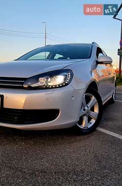 Універсал Volkswagen Golf 2012 в Києві