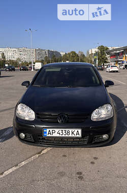 Хэтчбек Volkswagen Golf 2007 в Обухове