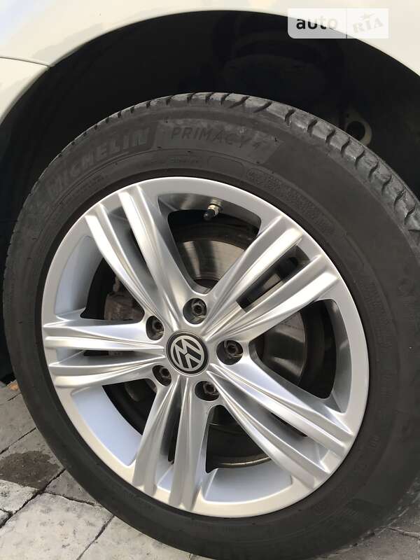 Хэтчбек Volkswagen Golf 2014 в Тернополе