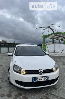 Хэтчбек Volkswagen Golf 2010 в Бережанах