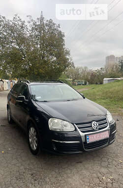 Универсал Volkswagen Golf 2008 в Киеве