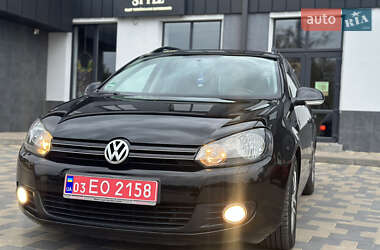 Універсал Volkswagen Golf 2010 в Володимирі