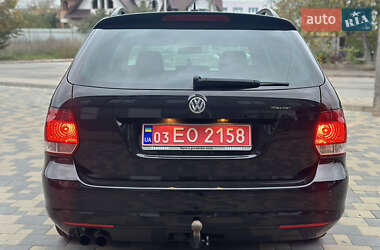 Універсал Volkswagen Golf 2010 в Володимирі