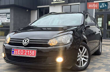 Універсал Volkswagen Golf 2010 в Володимирі