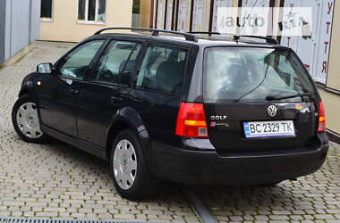 Універсал Volkswagen Golf 2001 в Дрогобичі