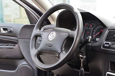 Універсал Volkswagen Golf 2001 в Дрогобичі