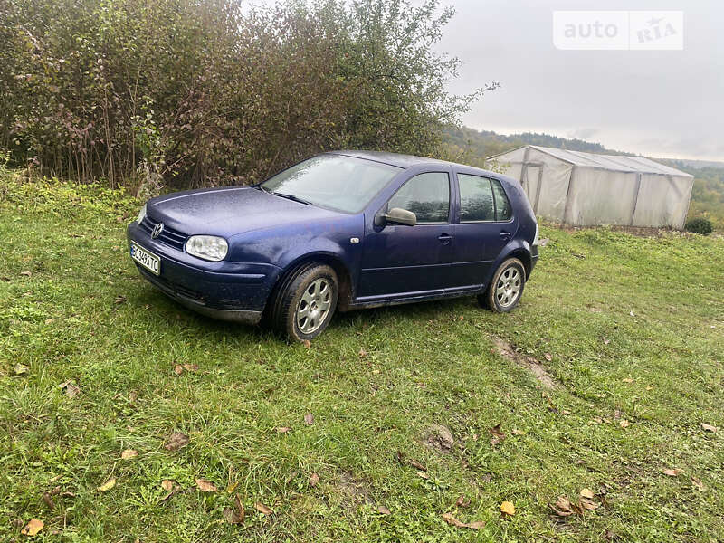 Хэтчбек Volkswagen Golf 1999 в Золочеве