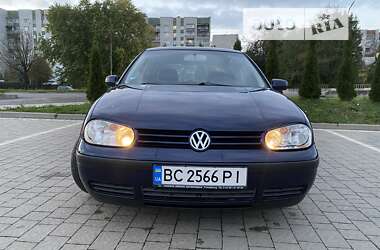 Хетчбек Volkswagen Golf 2002 в Дрогобичі