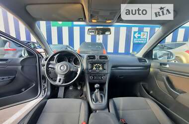 Универсал Volkswagen Golf 2010 в Житомире