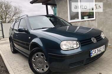 Универсал Volkswagen Golf 2001 в Шполе