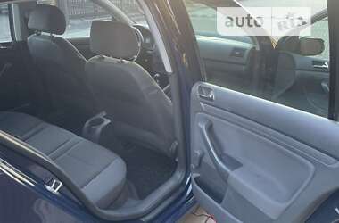 Хетчбек Volkswagen Golf 2005 в Луцьку