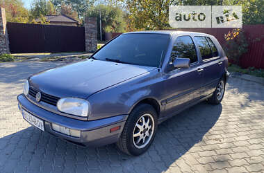 Хэтчбек Volkswagen Golf 1996 в Стрые