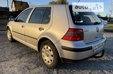 Хетчбек Volkswagen Golf 2002 в Івано-Франківську