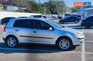 Хэтчбек Volkswagen Golf 2007 в 