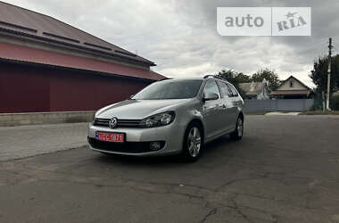 Універсал Volkswagen Golf 2012 в Звенигородці