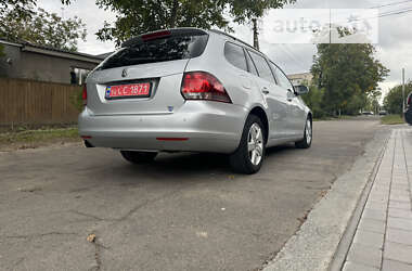 Універсал Volkswagen Golf 2012 в Звенигородці