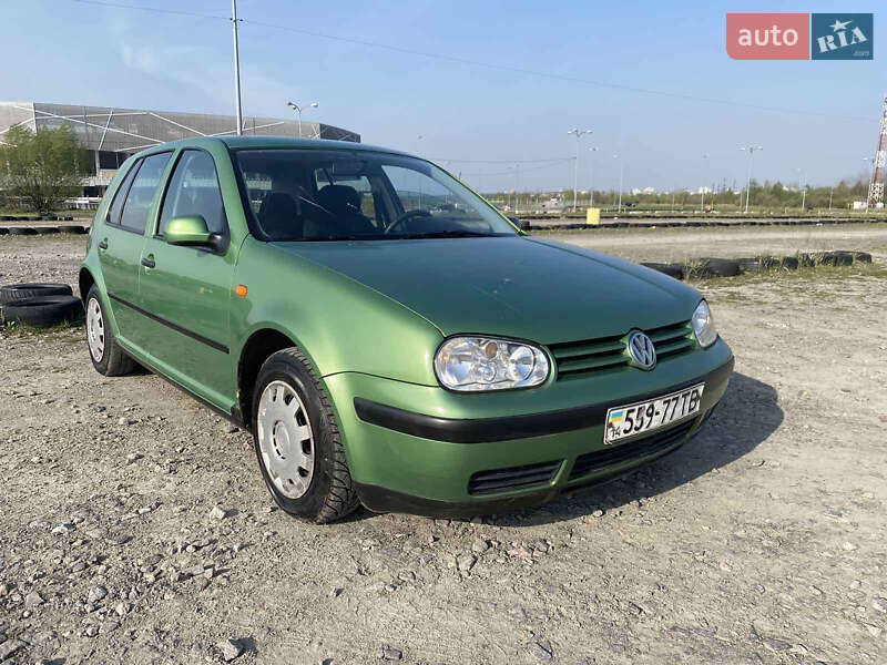 Хетчбек Volkswagen Golf 1998 в Львові