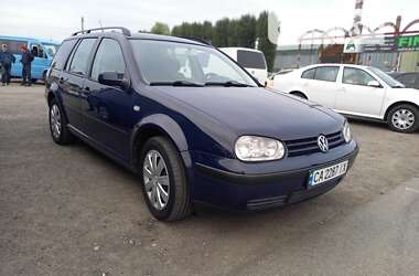 Універсал Volkswagen Golf 2001 в Черкасах