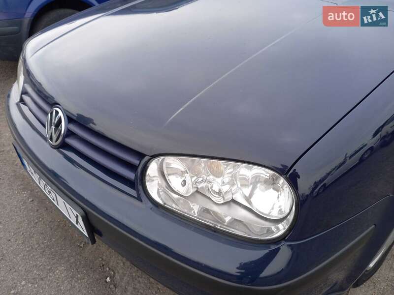 Універсал Volkswagen Golf 2001 в Черкасах