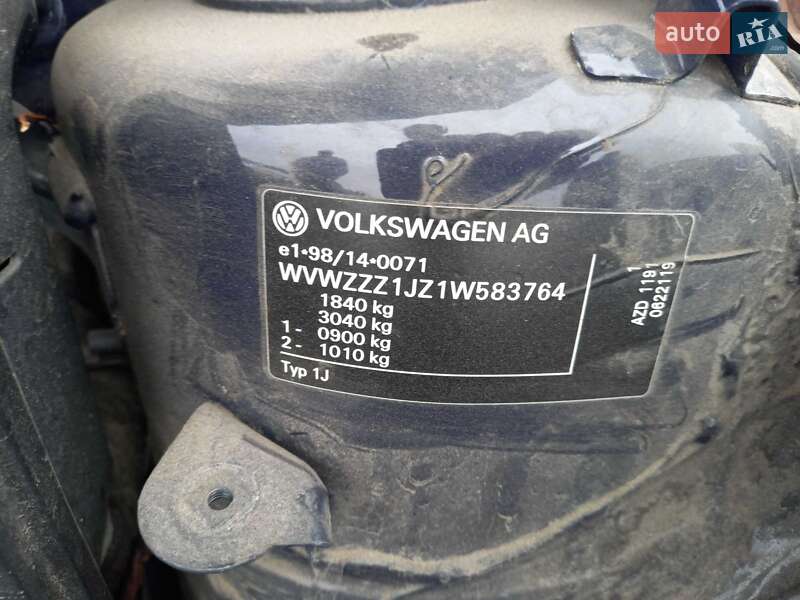 Універсал Volkswagen Golf 2001 в Черкасах