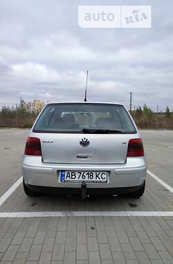 Хэтчбек Volkswagen Golf 2001 в Виннице