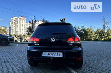 Хэтчбек Volkswagen Golf 2011 в Ивано-Франковске