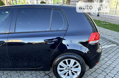 Хэтчбек Volkswagen Golf 2011 в Ивано-Франковске