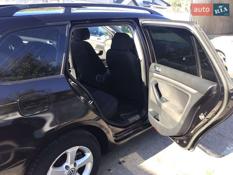Универсал Volkswagen Golf 2010 в Тетиеве фото 6 Универсал Volkswagen Golf 2010 в Тетиеве