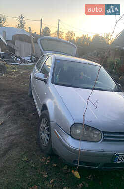Хэтчбек Volkswagen Golf 2003 в Луцке