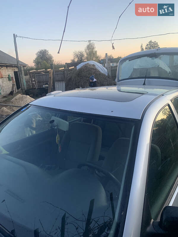 Хетчбек Volkswagen Golf 2003 в Луцьку