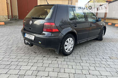 Хэтчбек Volkswagen Golf 2001 в Коломые