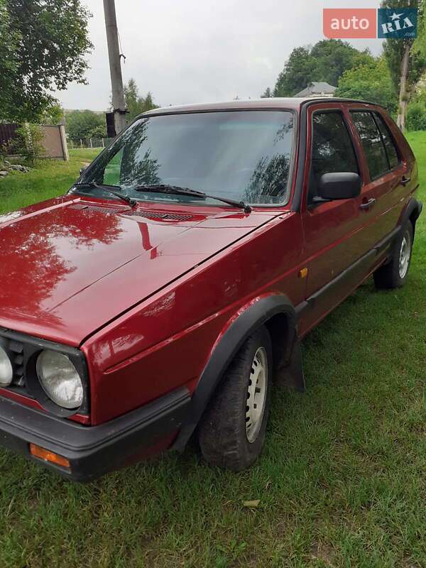 Хэтчбек Volkswagen Golf 1988 в Черкассах