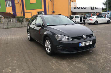 Універсал Volkswagen Golf 2014 в Чернівцях