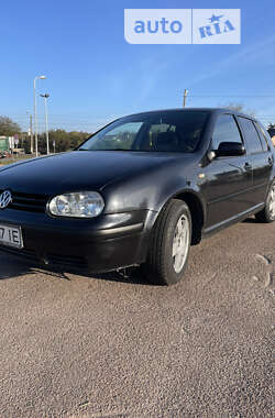 Хэтчбек Volkswagen Golf 1998 в Житомире