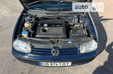 Універсал Volkswagen Golf 2001 в Чернігові