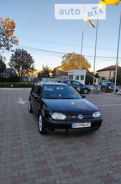 Універсал Volkswagen Golf 2001 в Одесі