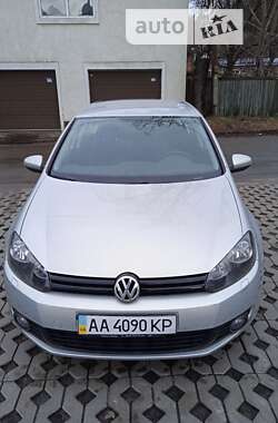 Хетчбек Volkswagen Golf 2011 в Києві