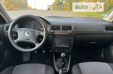 Хэтчбек Volkswagen Golf 2000 в Смеле