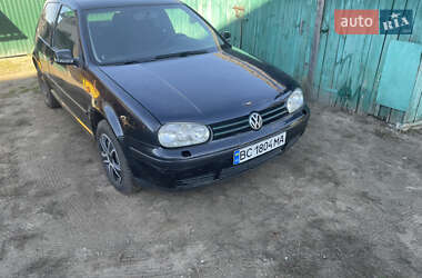 Хэтчбек Volkswagen Golf 1998 в Яворове