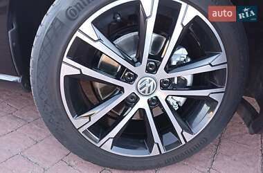 Универсал Volkswagen Golf 2015 в Стрые