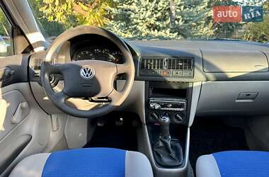 Универсал Volkswagen Golf 2001 в Виннице