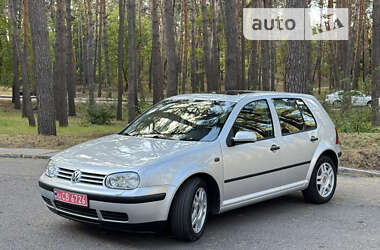 Хэтчбек Volkswagen Golf 2001 в Черкассах