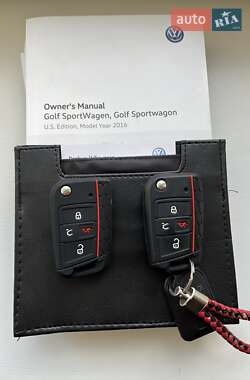 Універсал Volkswagen Golf 2016 в 