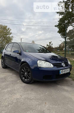 Хетчбек Volkswagen Golf 2005 в Вінниці