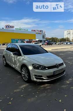 Хэтчбек Volkswagen Golf 2014 в Запорожье