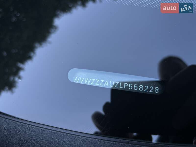 Універсал Volkswagen Golf 2020 в Вінниці