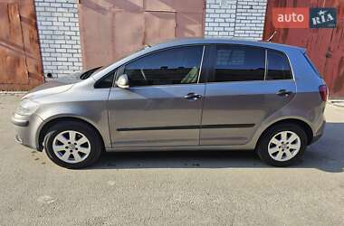 Хэтчбек Volkswagen Golf 2007 в 