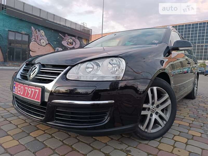 Універсал Volkswagen Golf 2008 в Луцьку