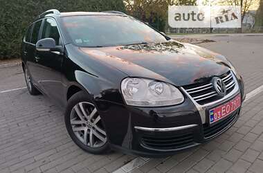 Універсал Volkswagen Golf 2008 в Луцьку